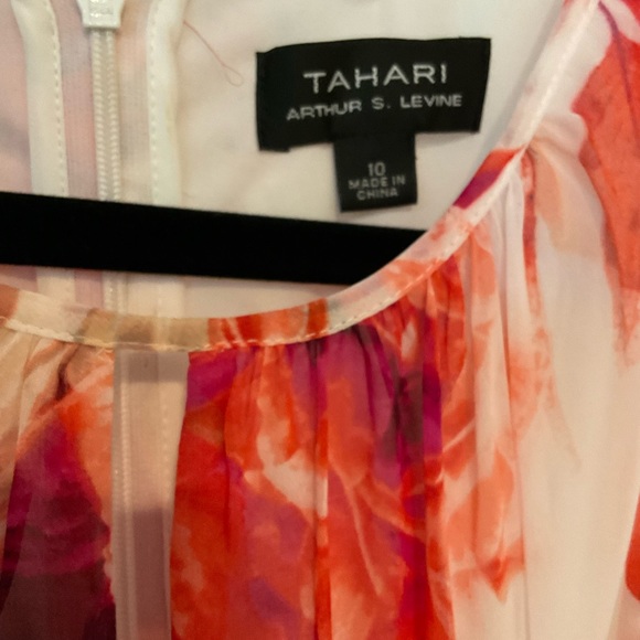 Tahari Flower gown - Picture 2 of 4